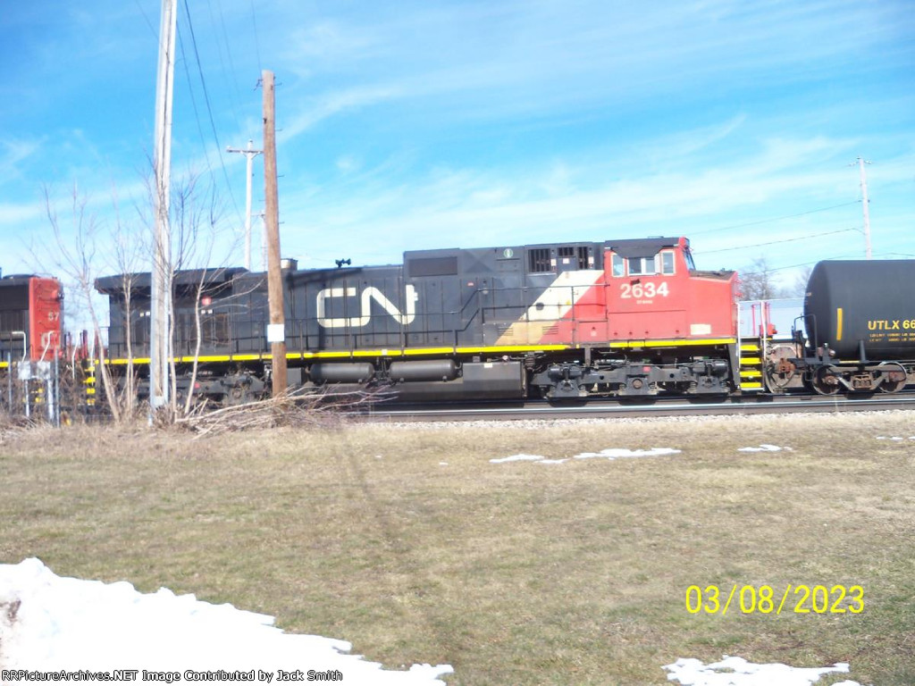 CN 2634